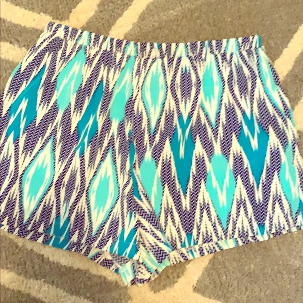 Peach love print shorts